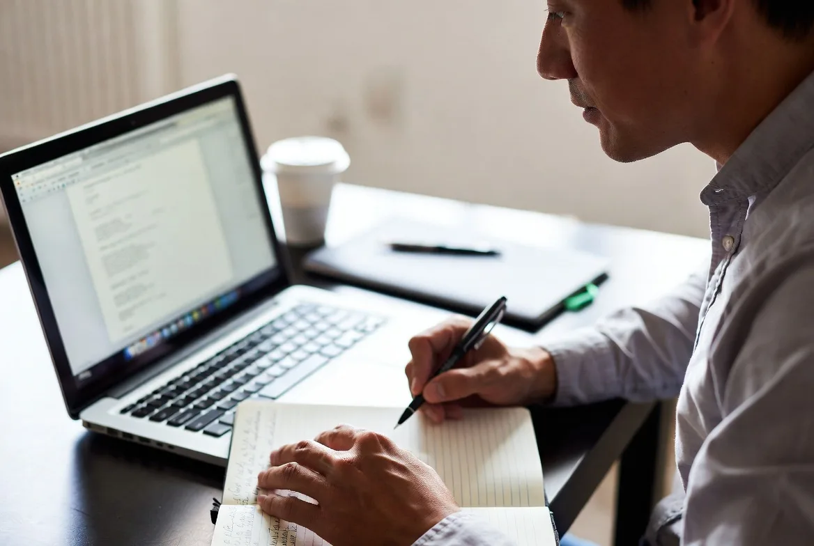 choosing the right ecommerce platform for business